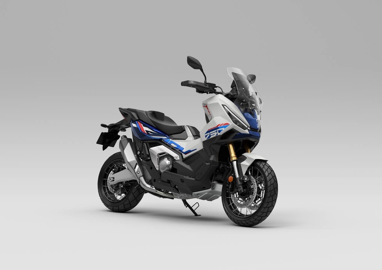 Honda: come cambia l'X-ADV per il 2026