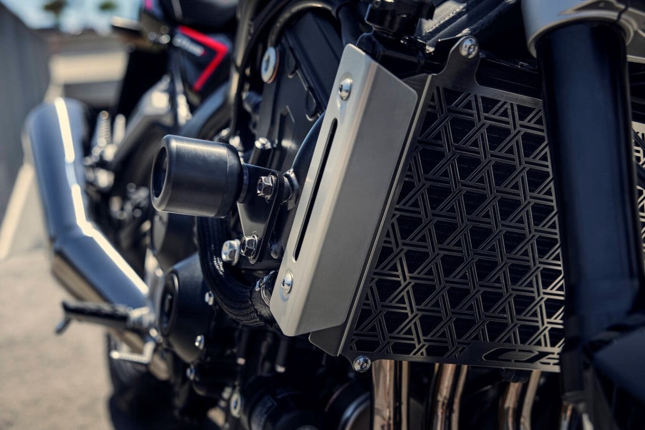 Honda CB1000F, un tuffo negli Anni 80