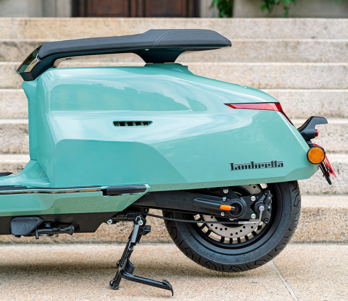 Toh, chi si rivede! A EICMA 2025 c'è anche la Lambretta