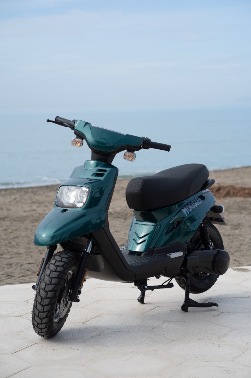 A EICMA 2025 torna il Booster: è elettrico, va fortissimo e ha leggermente cambiato nome