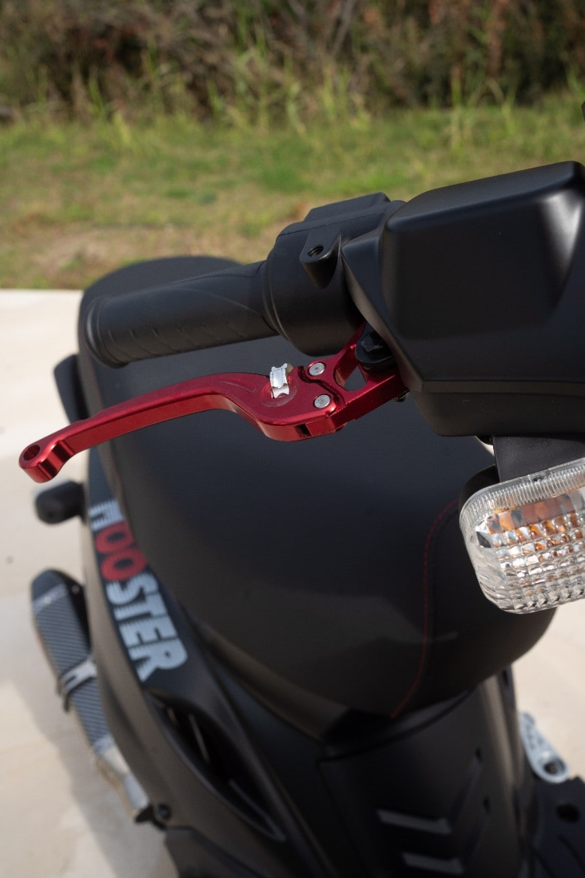 A EICMA 2025 torna il Booster: è elettrico, va fortissimo e ha leggermente cambiato nome