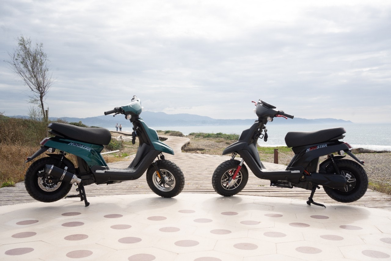 A EICMA 2025 torna il Booster: è elettrico, va fortissimo e ha leggermente cambiato nome