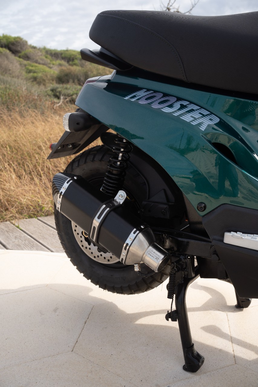 A EICMA 2025 torna il Booster: è elettrico, va fortissimo e ha leggermente cambiato nome