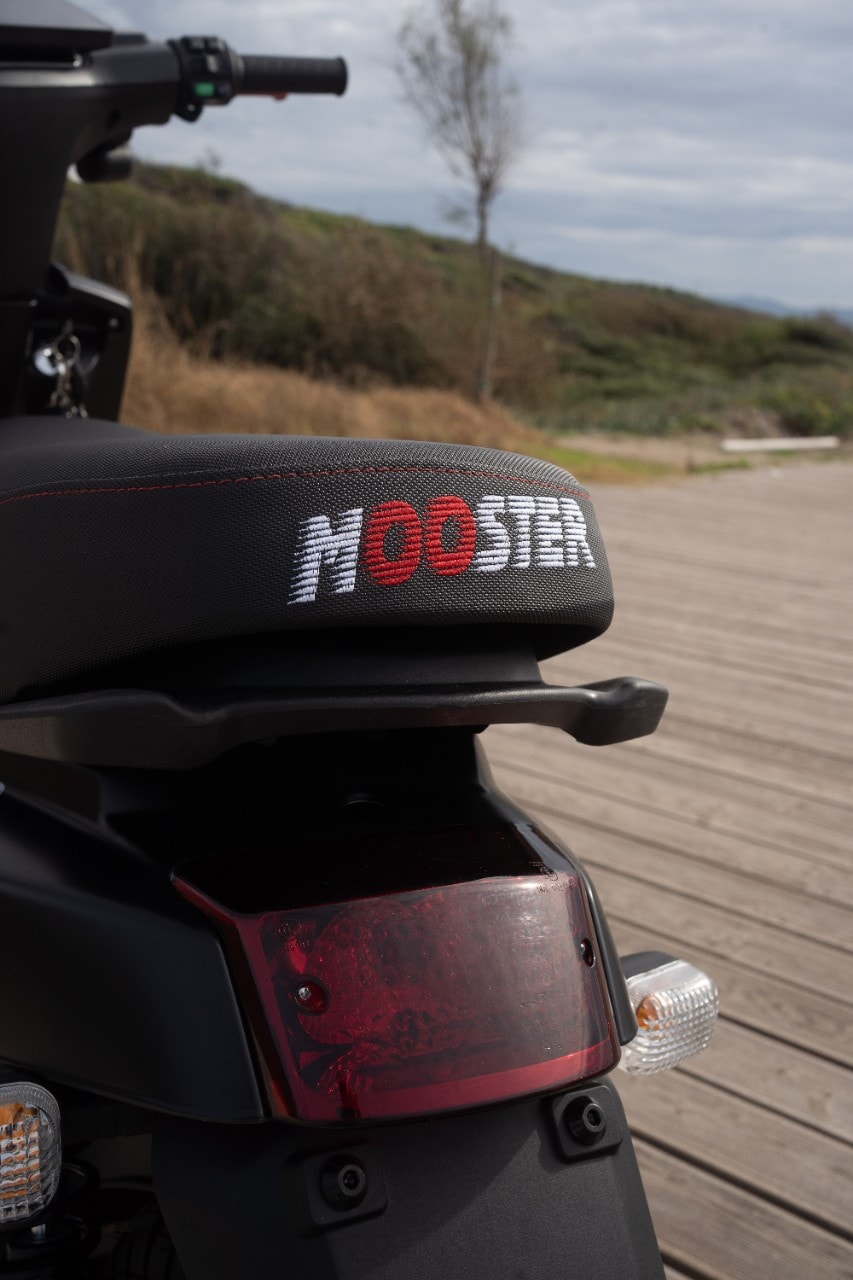 A EICMA 2025 torna il Booster: è elettrico, va fortissimo e ha leggermente cambiato nome