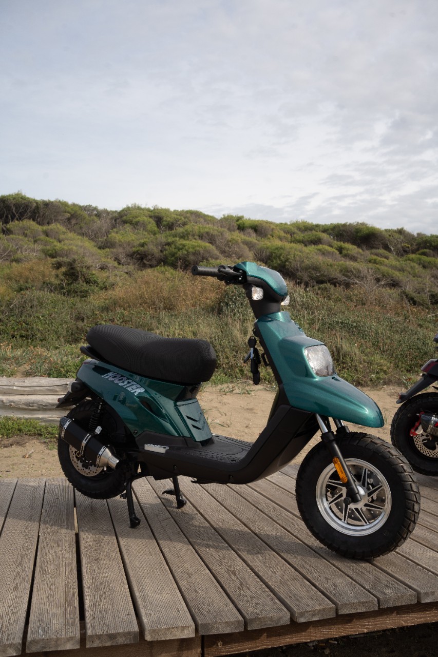 A EICMA 2025 torna il Booster: è elettrico, va fortissimo e ha leggermente cambiato nome