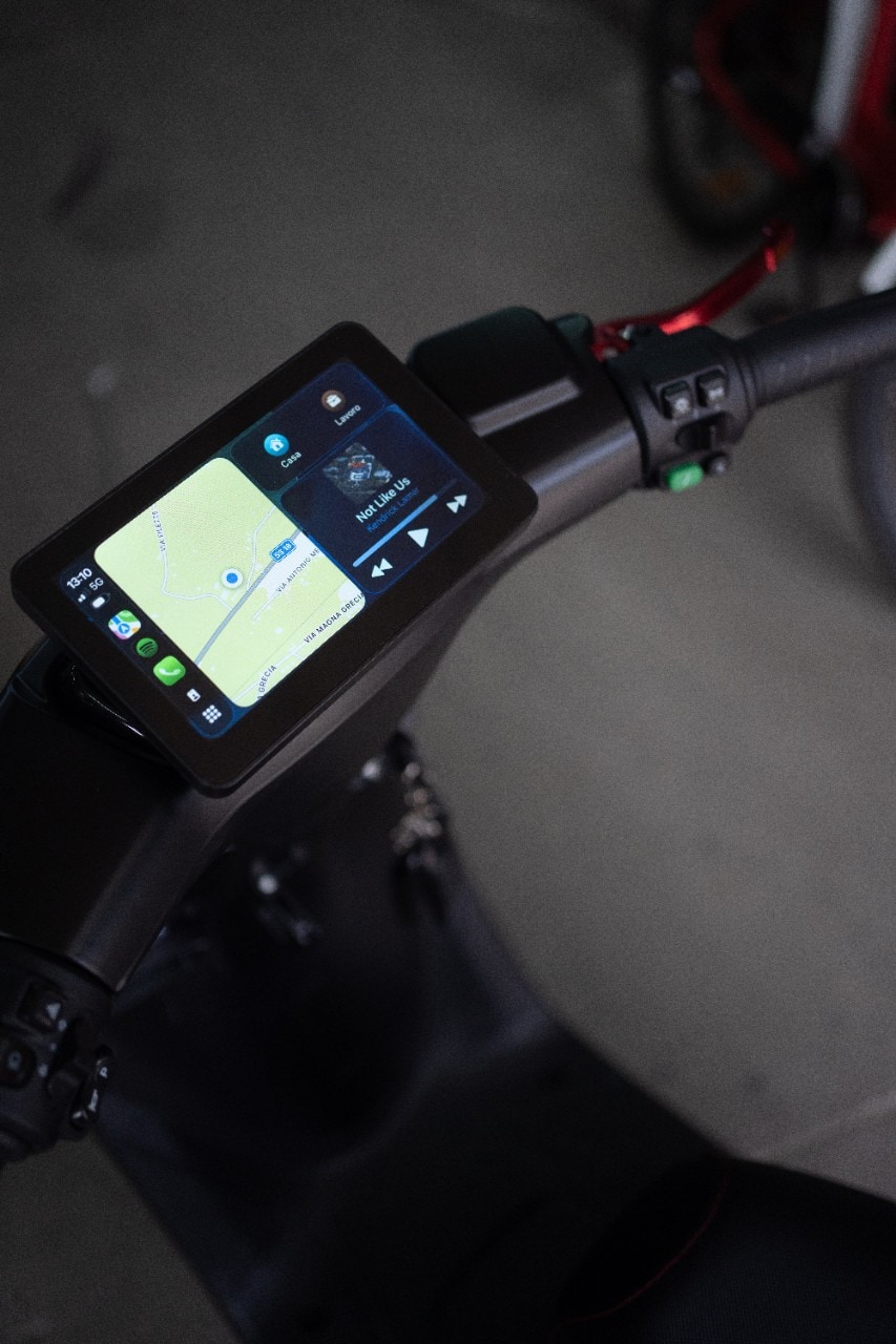 A EICMA 2025 torna il Booster: è elettrico, va fortissimo e ha leggermente cambiato nome