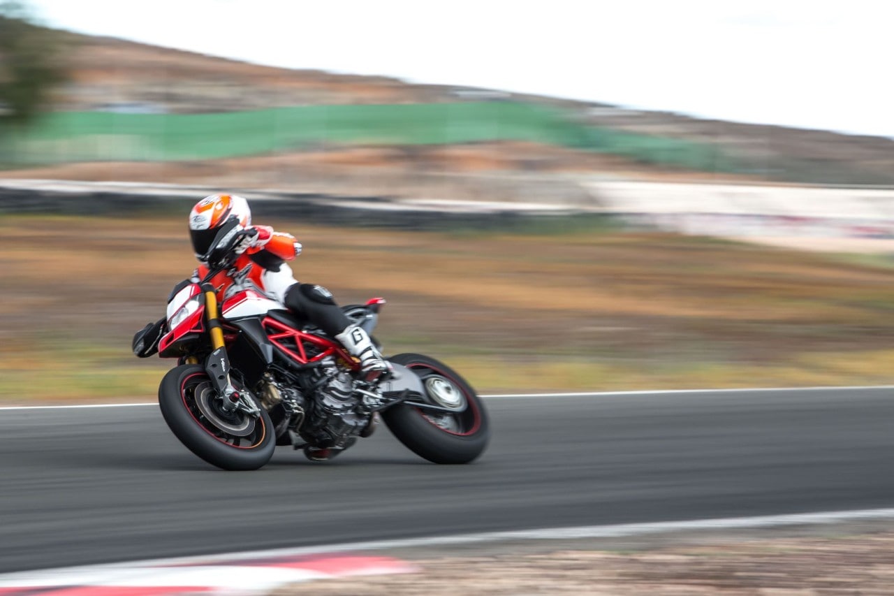 Ducati Hypermotard 950 SP: hyper divertimento!