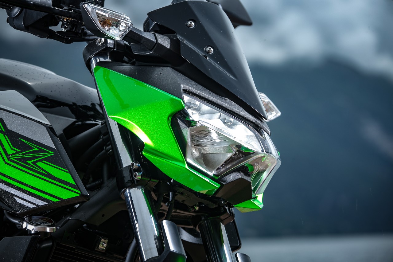 Kawasaki Z400 2019 faro a led