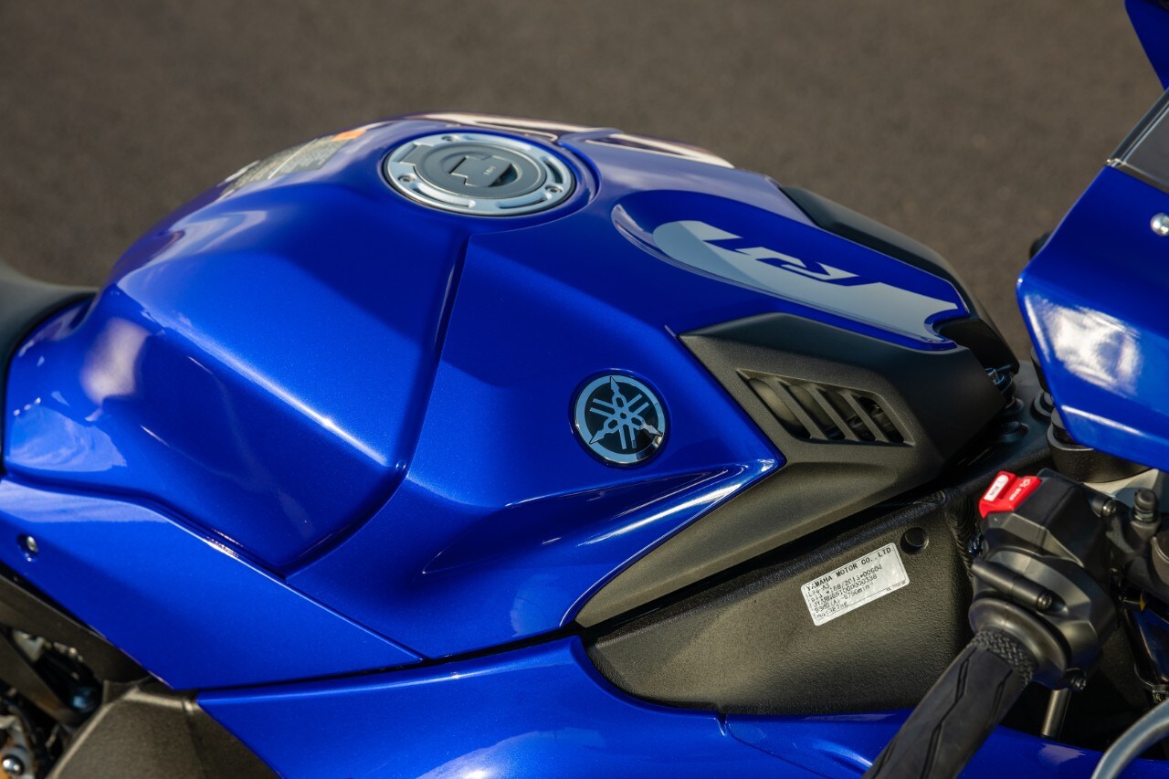 Yamaha YZF-R1 