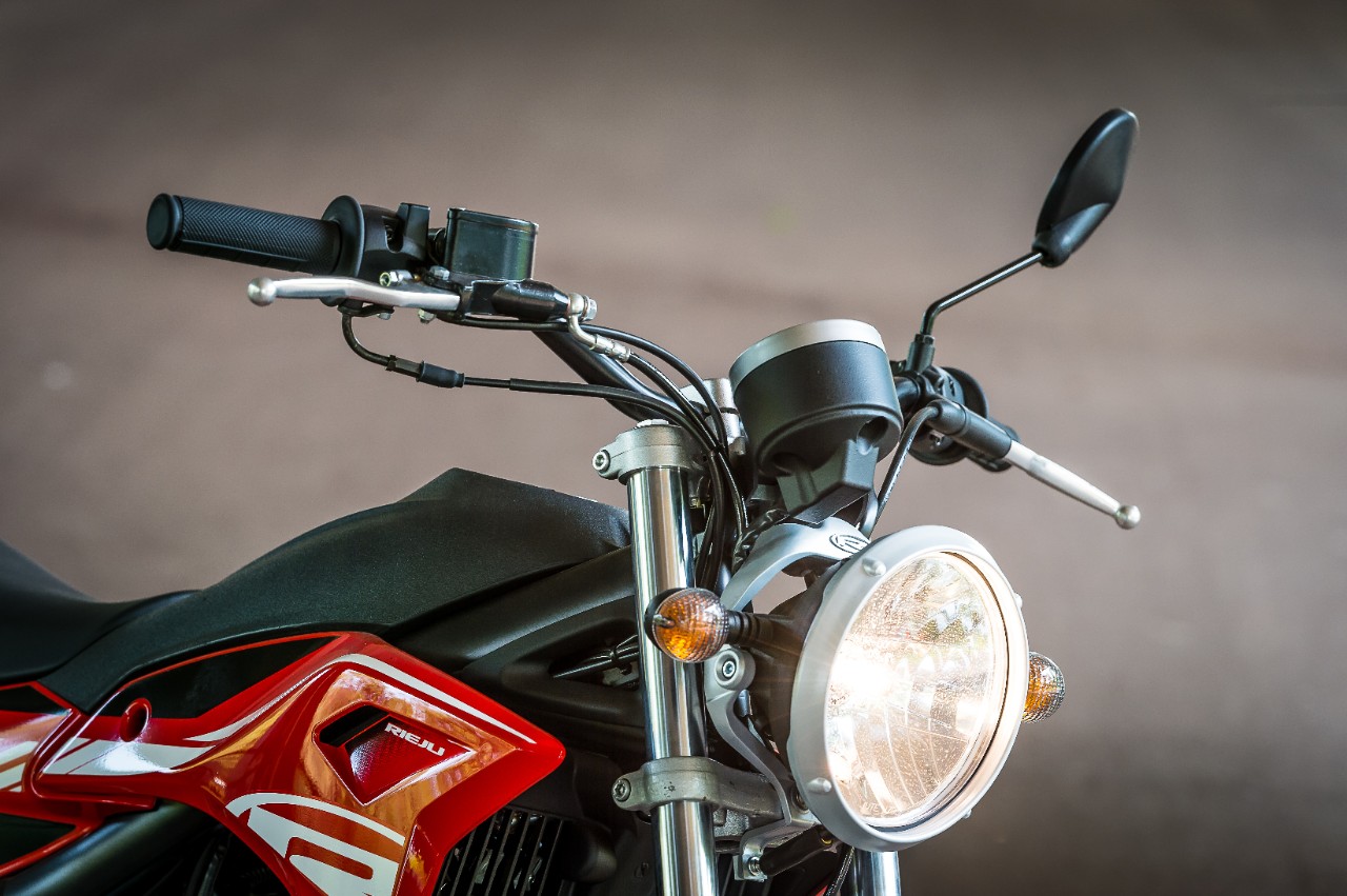 Rieju Tango 125: FUORI dagli schemi