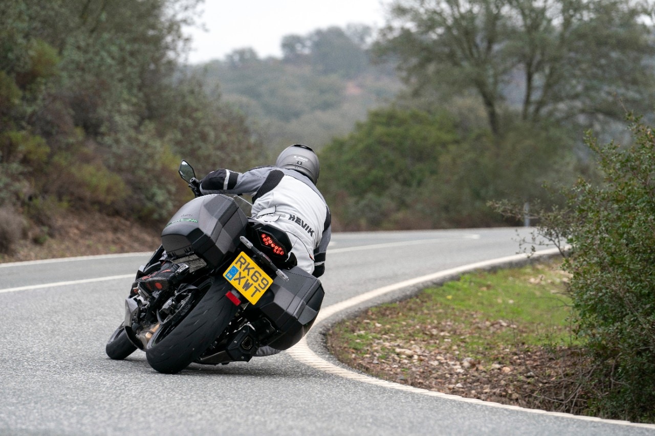 Kawasaki Ninja 1000SX: provata su strada!