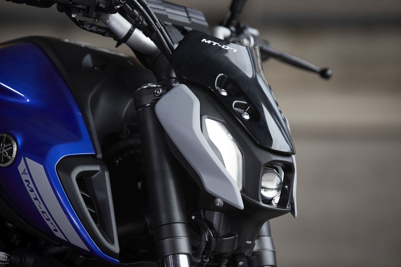 In sella alla Yamaha MT-07 MY21: ecco il video!