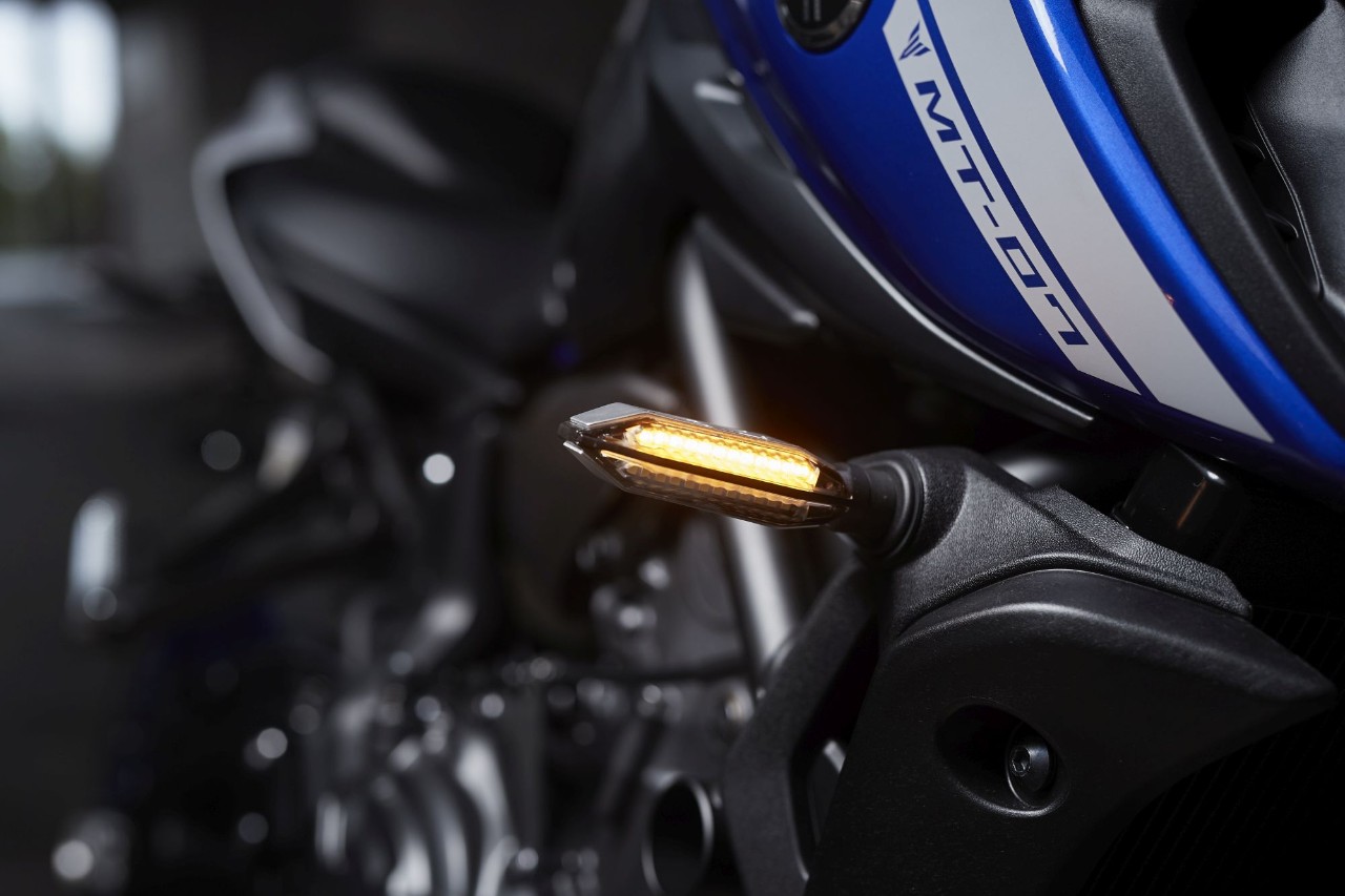 In sella alla Yamaha MT-07 MY21: ecco il video!