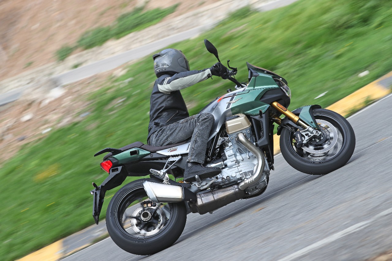 Moto Guzzi V100 S Mandello: la rivoluzionaria