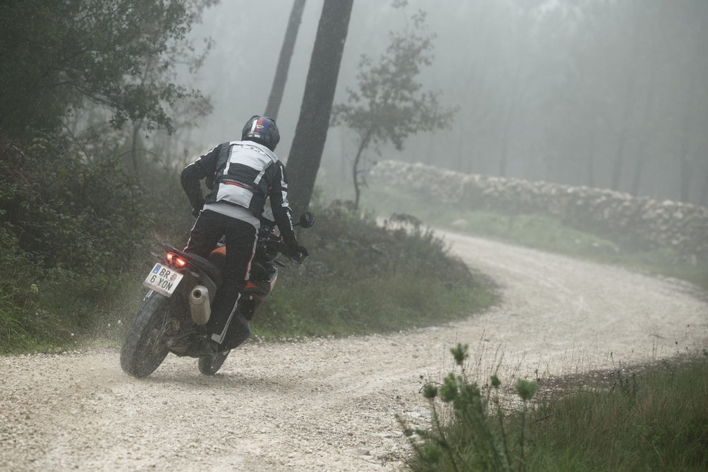 KTM 890 Adventure 2023: la prova