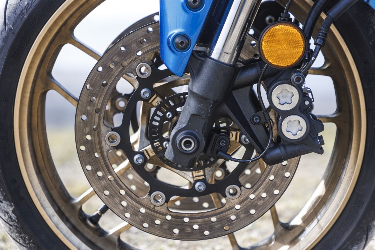 Kawasaki Z900 RS SE e Yamaha XRS900: modern classic... a modo loro