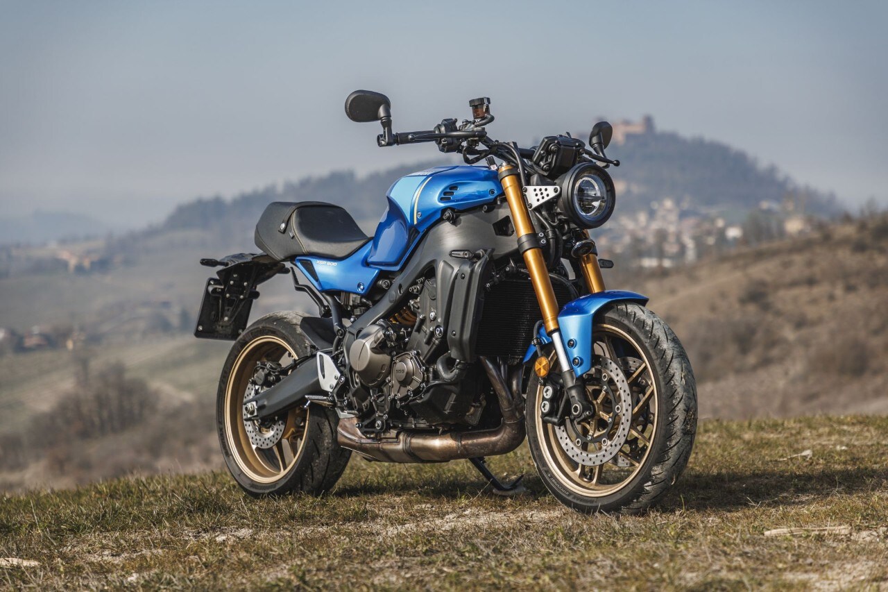 Kawasaki Z900 RS SE e Yamaha XRS900: modern classic... a modo loro