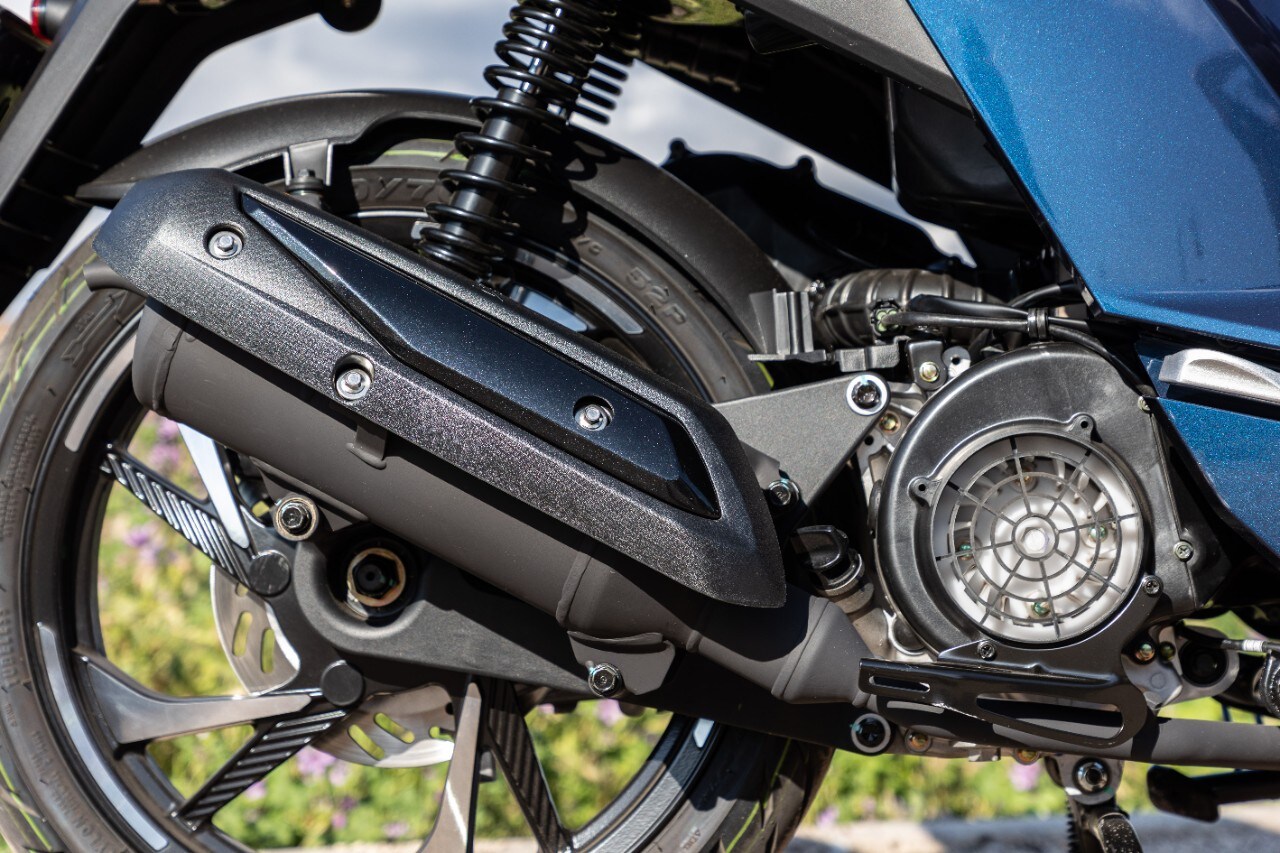 Peugeot Tweet: tutto ciò che serve per la città