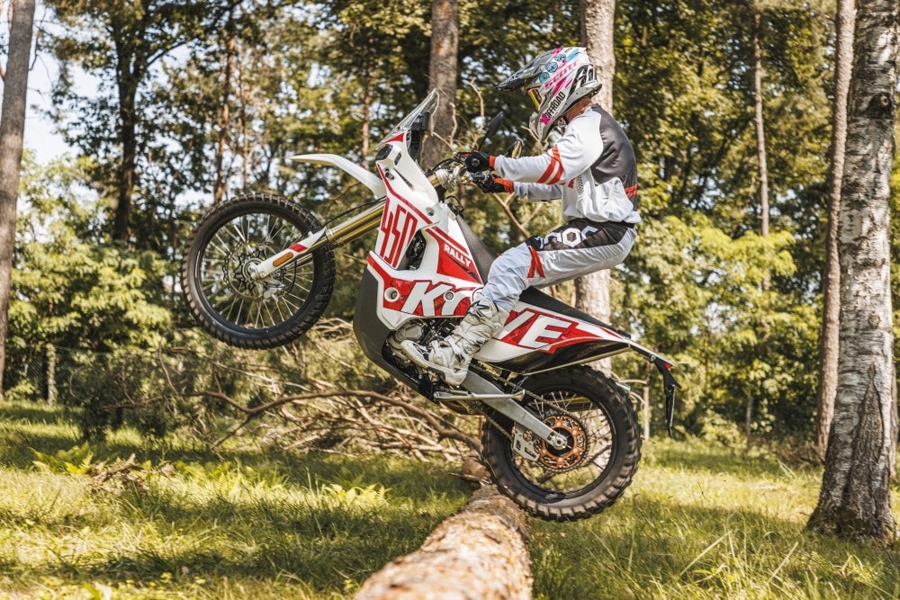 Dual o Pro? Tutta la verità sulla Kove 450 Rally