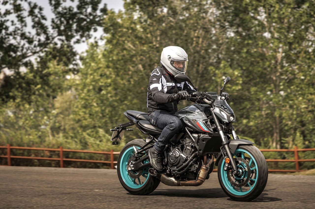 DueruoteTG #169 - Honda Hornet vs Yamaha MT-07: testa a testa tra le naked più vendute d'Italia