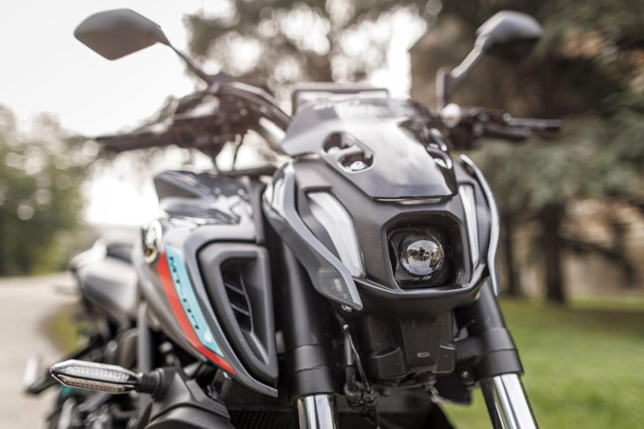 DueruoteTG #169 - Honda Hornet vs Yamaha MT-07: testa a testa tra le naked più vendute d'Italia