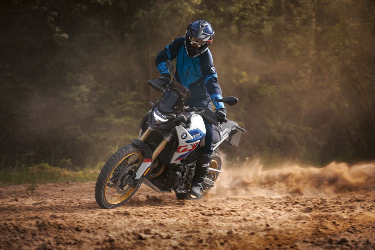 BMW F 900 GS: una macchina perfetta per l'offroad +VIDEO+