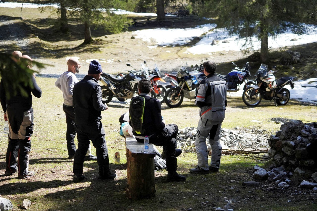 Quota 1000: tutte le Adventure col 21” del 2024