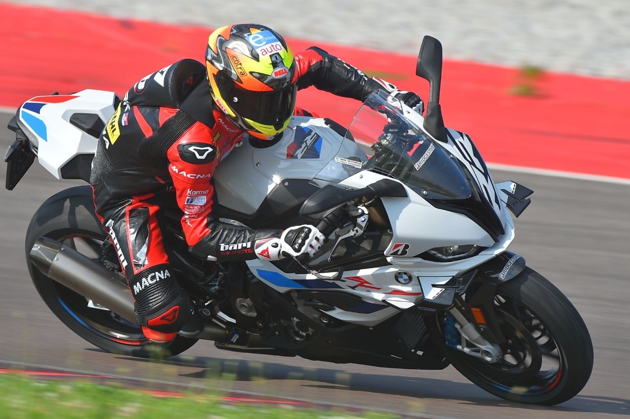 Bridgestone Battlax S23 Hypersport: un pieno di tecnologia per migliorarsi ancora