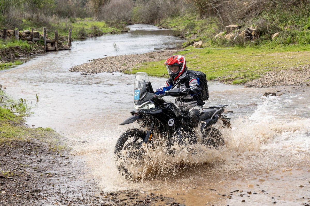 Non solo prezzo super: ecco perché la CFMoto 800 MT-X è destinata al successo +VIDEO+