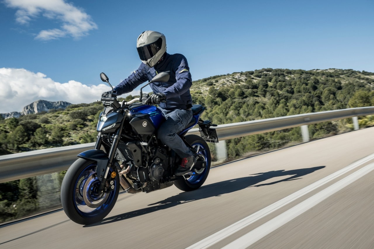 Odiateci pure, ma la Yamaha MT-07 automatica è meglio di quella col cambio manuale. Ecco perché