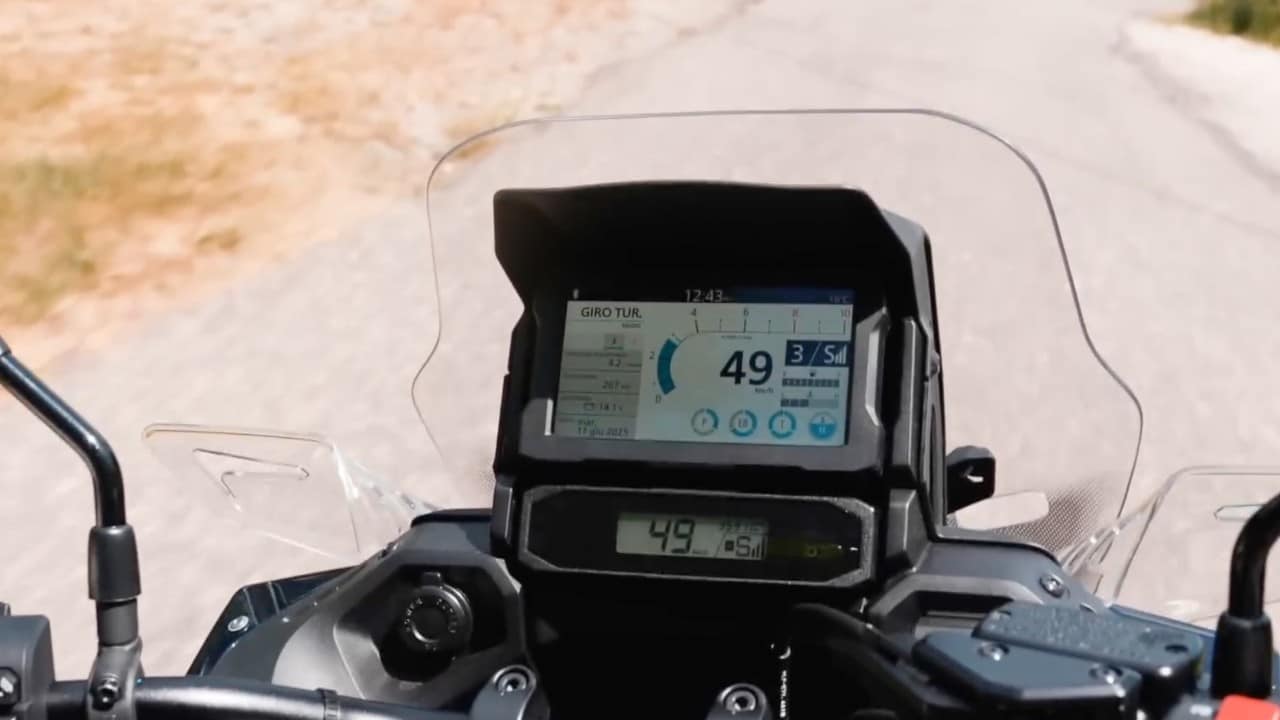 Sport Tourer a confronto: Kawasaki, Honda e BMW si sfidano su strada