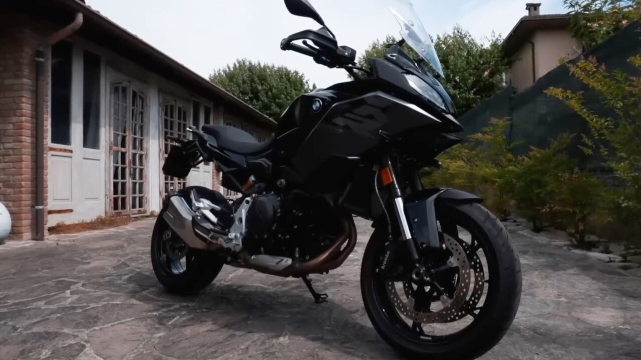 Sport Tourer a confronto: Kawasaki, Honda e BMW si sfidano su strada