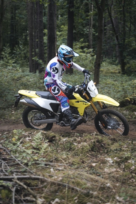 Suzuki DR-Z: l'enduro che mancava è tornata!