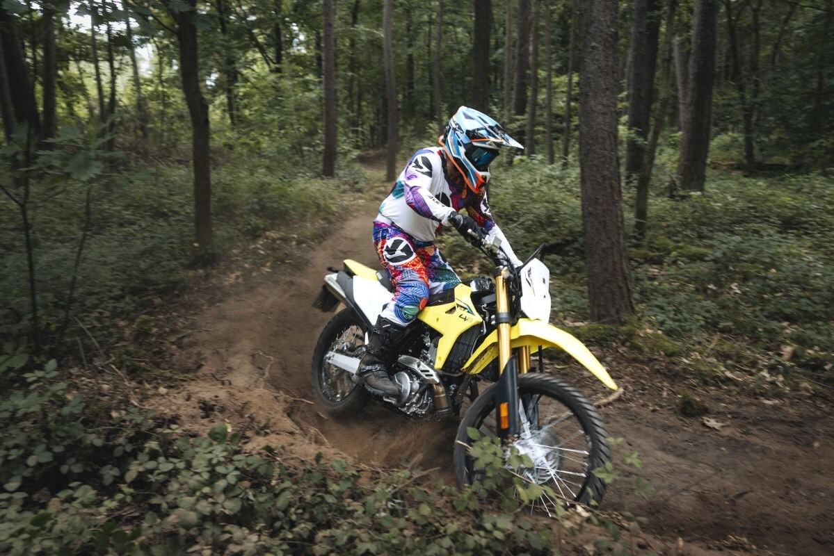 Suzuki DR-Z: l'enduro che mancava è tornata!