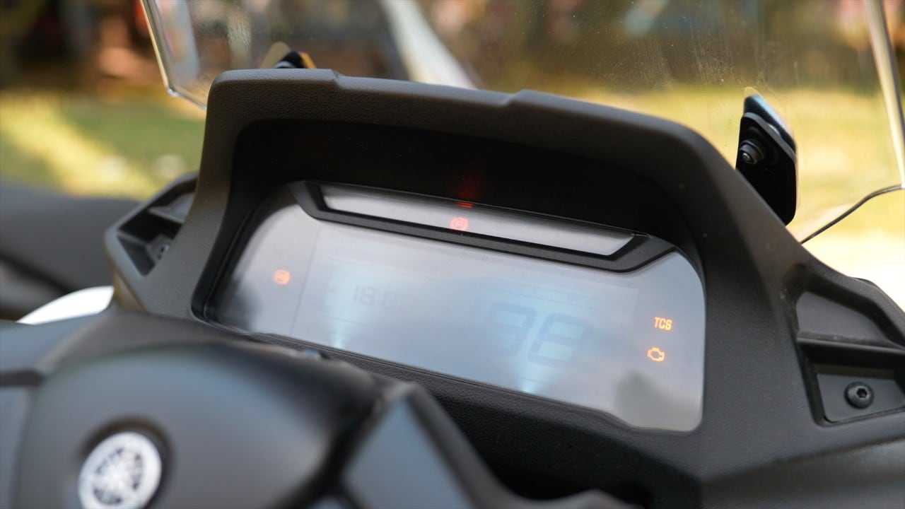 Piaggio Mp3 310 vs Yamaha Tricity 300: qual è meglio? Dueruote Test a testa #30