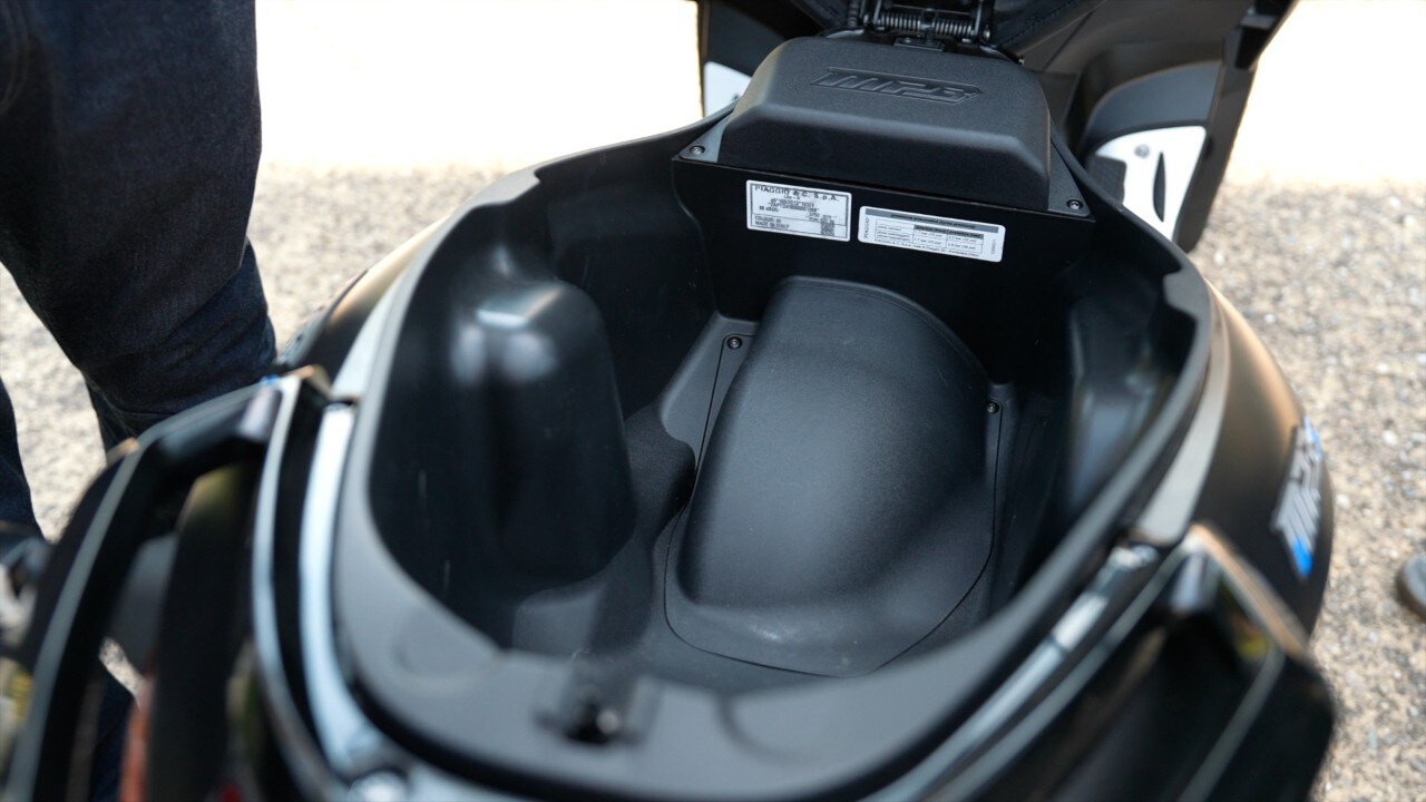 Piaggio Mp3 310 vs Yamaha Tricity 300: qual è meglio? Dueruote Test a testa #30