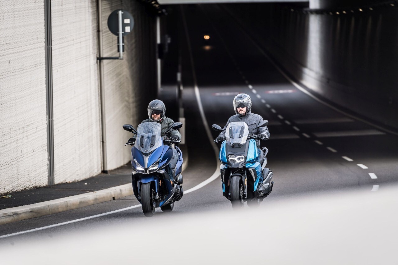 BMW C 400 X vs Kymco Xciting 400i S: middle class