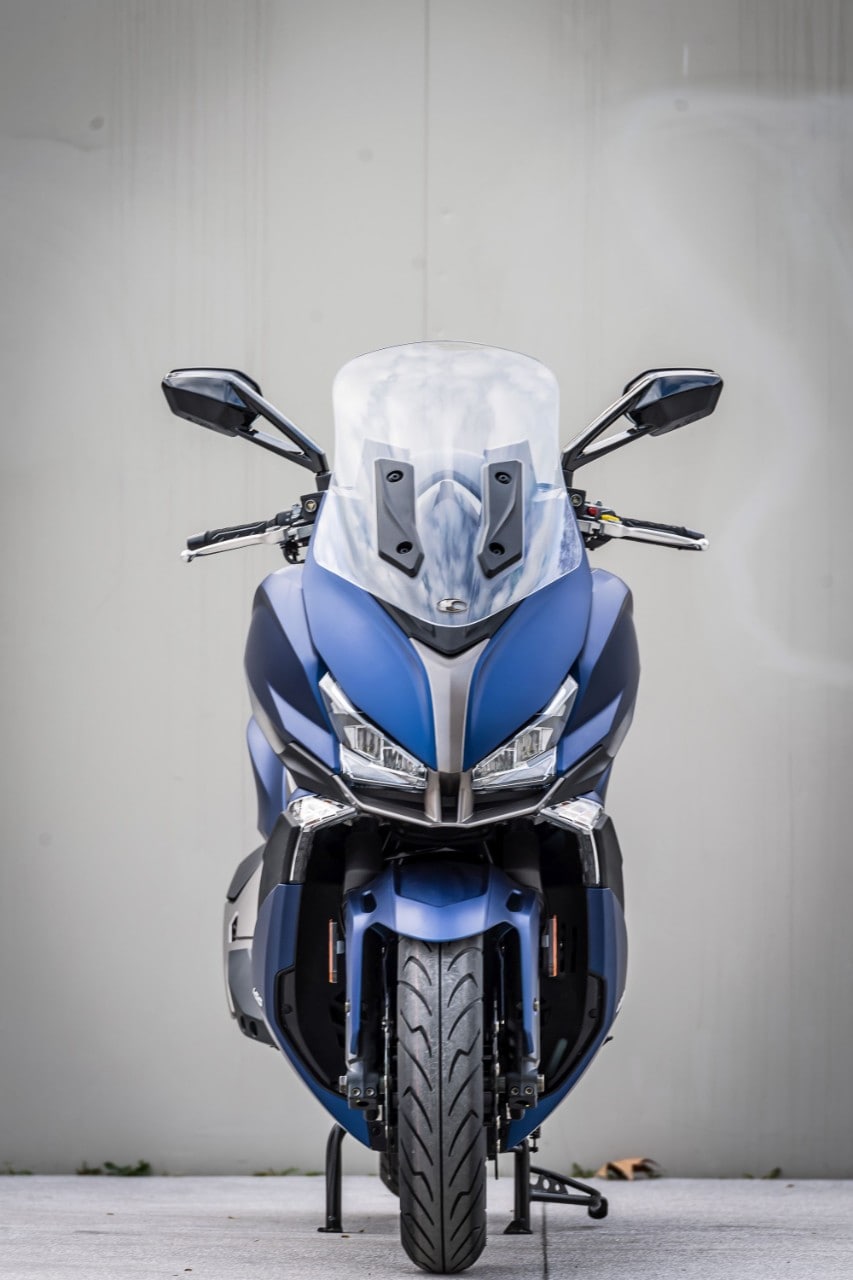 BMW C 400 X vs Kymco Xciting 400i S: middle class