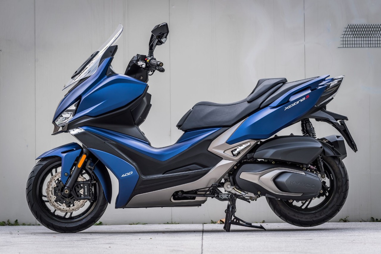 BMW C 400 X vs Kymco Xciting 400i S: middle class