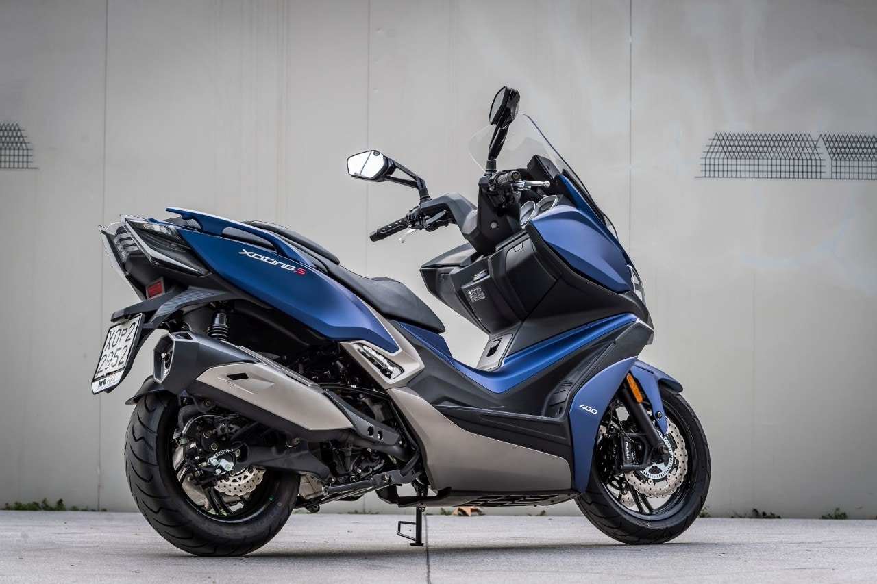 BMW C 400 X vs Kymco Xciting 400i S: middle class