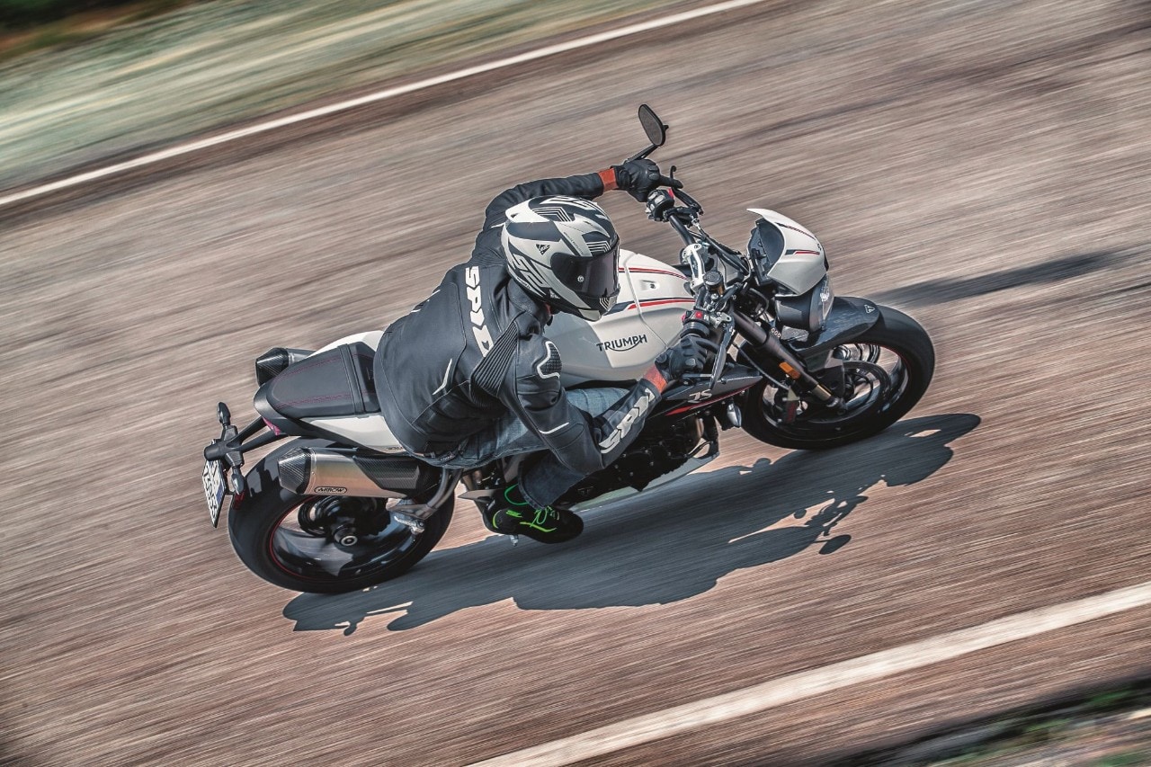 Comparativa naked: Honda CB1000R+ VS Triumph Speed Triple 1050 RS