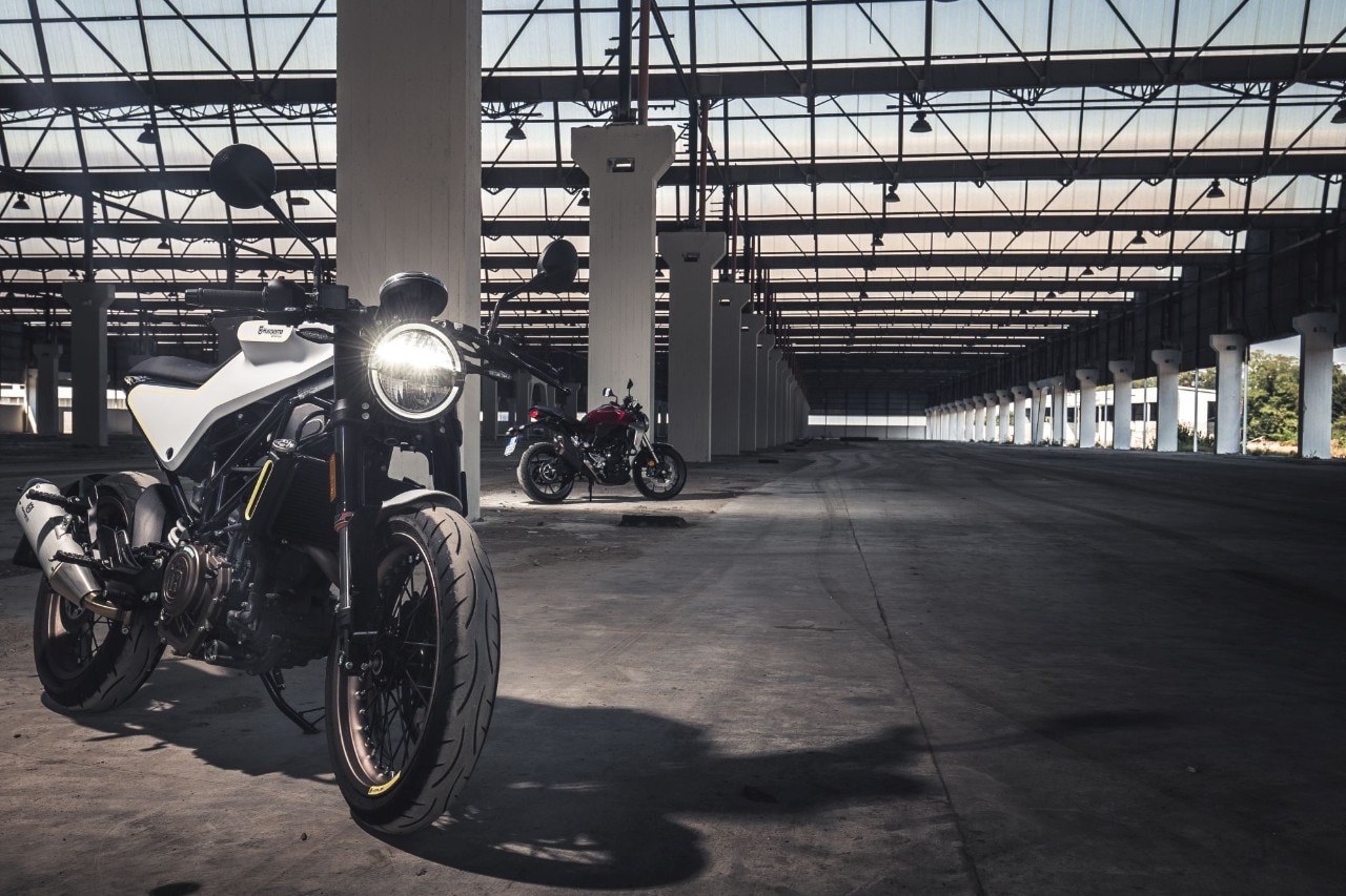 Comparativa naked 300: Honda CB300R VS Husqvarna Vitpilen 401