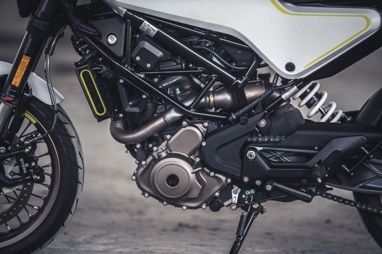 Comparativa naked 300: Honda CB300R VS Husqvarna Vitpilen 401