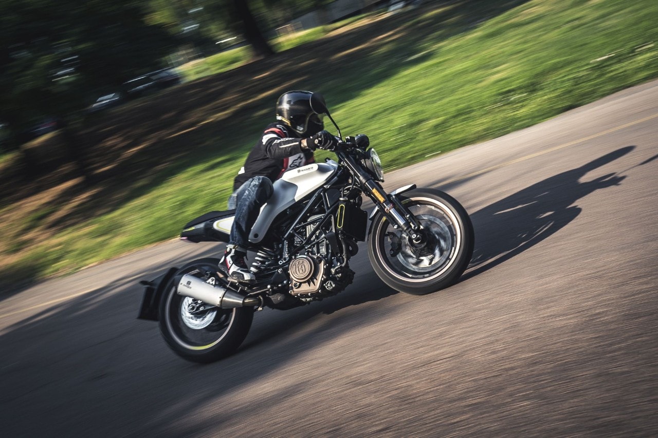 Comparativa naked 300: Honda CB300R VS Husqvarna Vitpilen 401