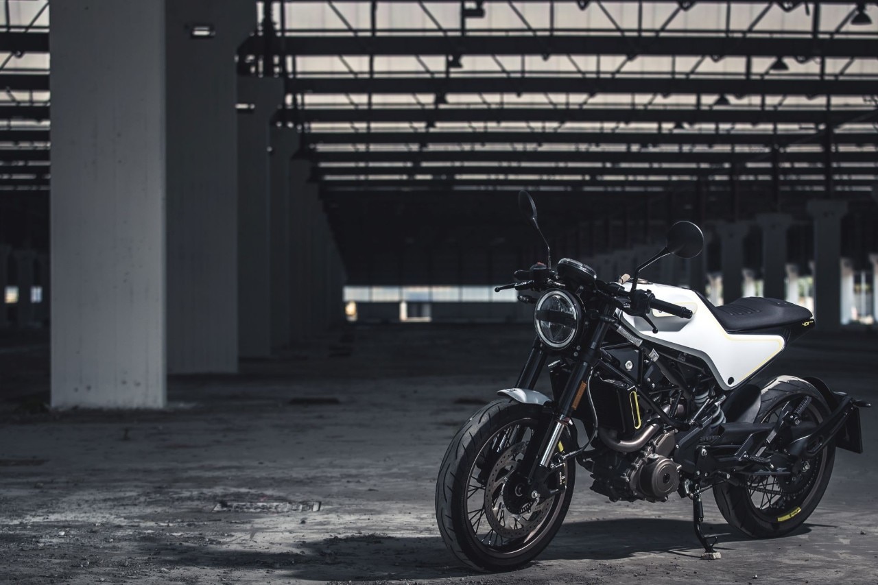 Comparativa naked 300: Honda CB300R VS Husqvarna Vitpilen 401