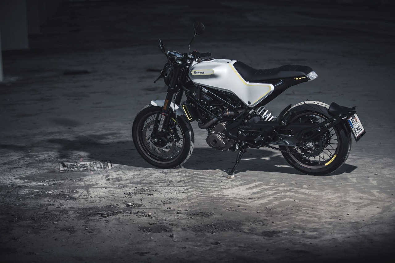Comparativa naked 300: Honda CB300R VS Husqvarna Vitpilen 401