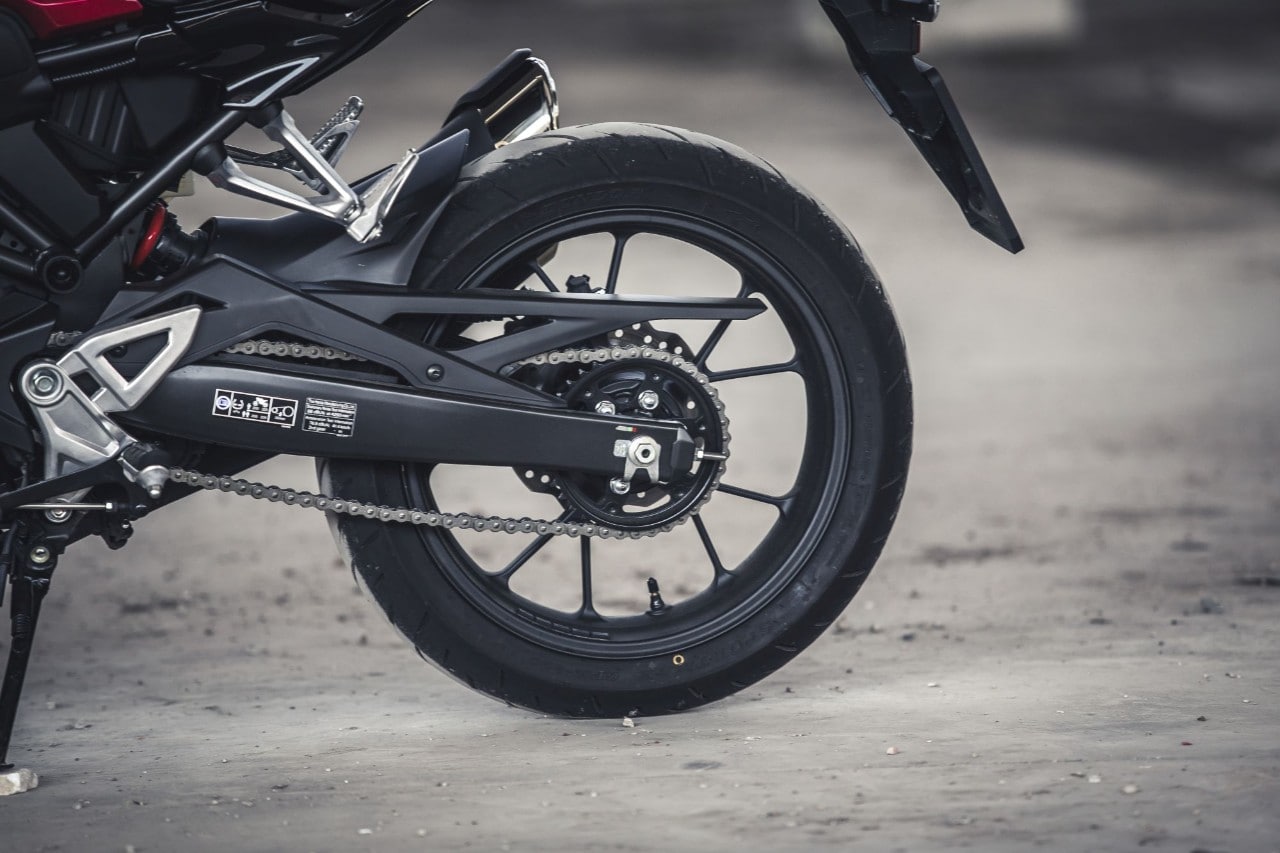 Comparativa naked 300: Honda CB300R VS Husqvarna Vitpilen 401