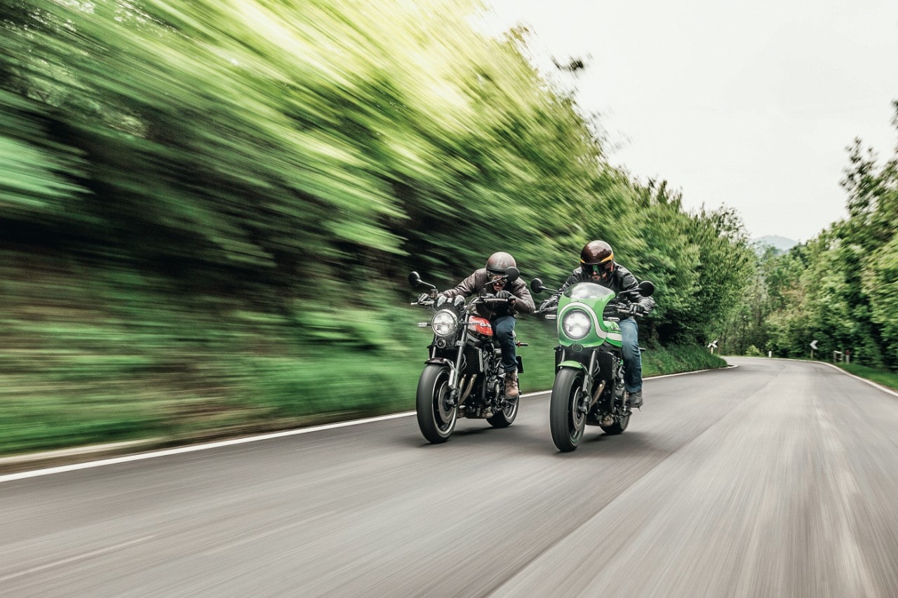 Kawasaki Z900RS vs Z900RS Café: sfida in famiglia