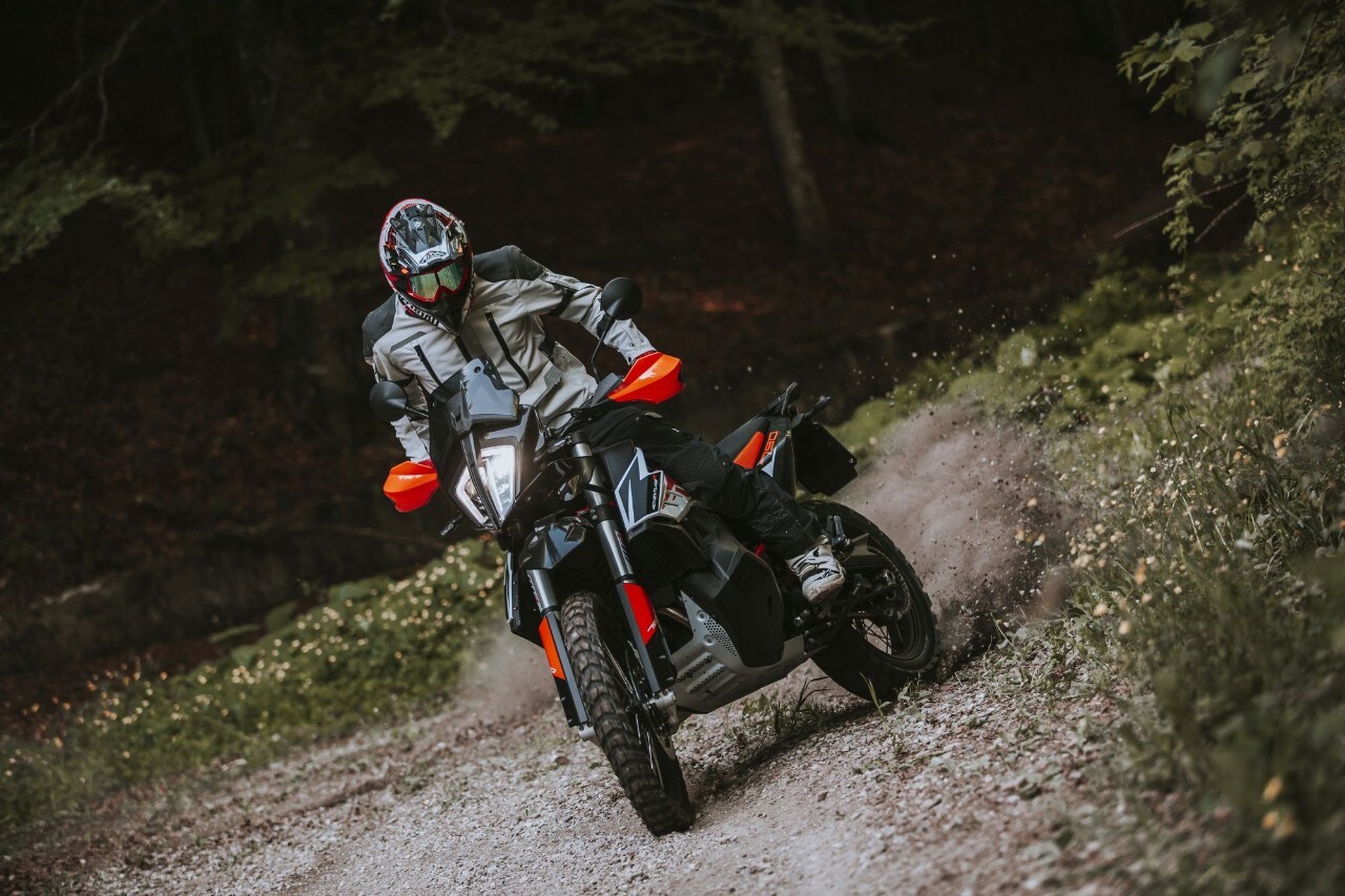 KTM 790 Adventure R: like a rolling stone