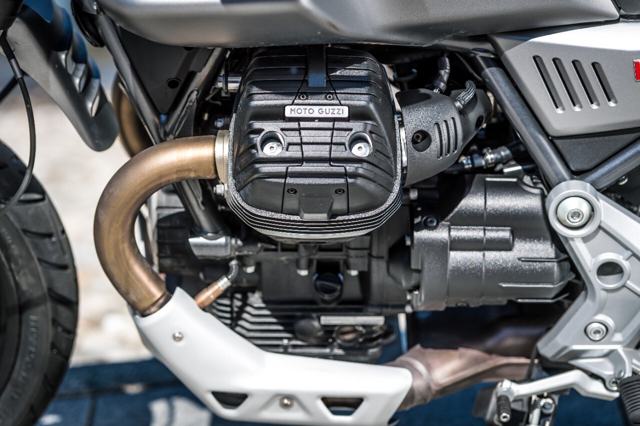 KTM 790 Adventure  vs Moto Guzzi V85 TT: punti di vista